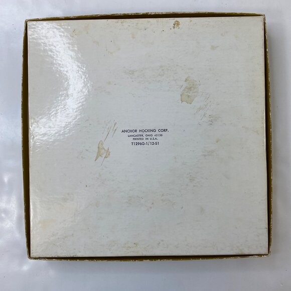 Anchor Hocking Fairfield Glass 10" Egg Oyster Plate Vintage - Picture 10 of 11